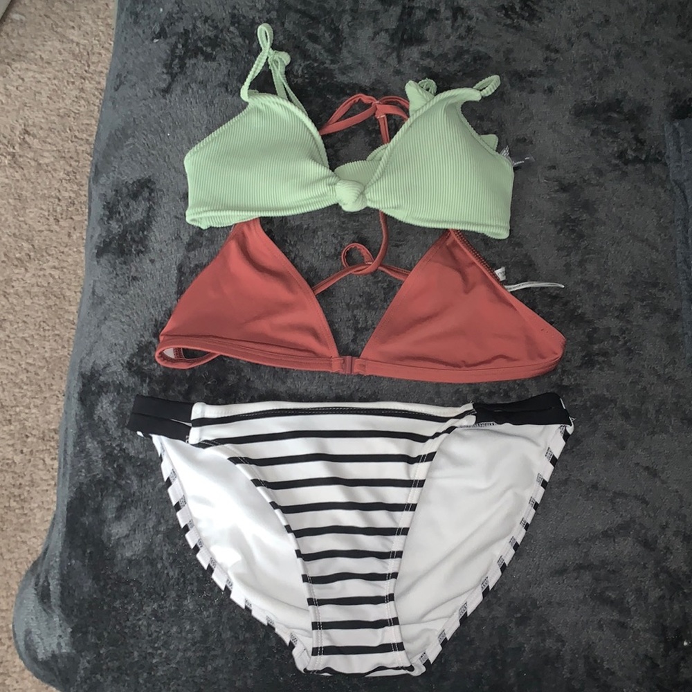 Bundle!! 2 bikini tops and 1 bottom